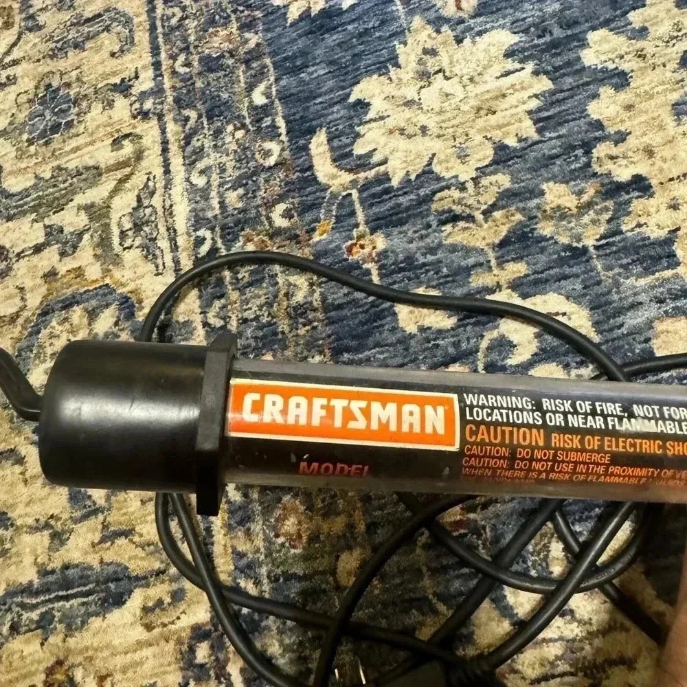 Craftsman Work Light with 60 LED Lights #73903 black/BUILT IN HOOK flashlight